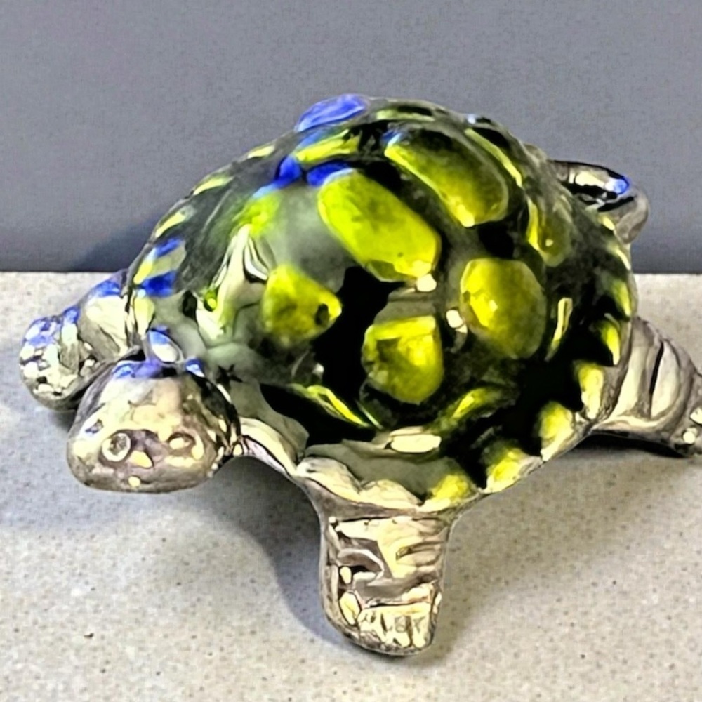 Adorable Green and Silver Turtle Pendant in New Condition